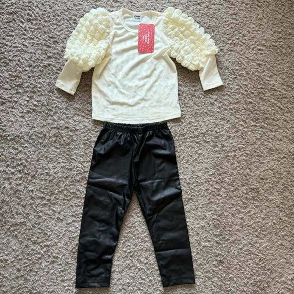 PatPat Toddler Girls 2pc Set Ribbed Popcorn Sleeve Top Faux Leather Pants 18-24M